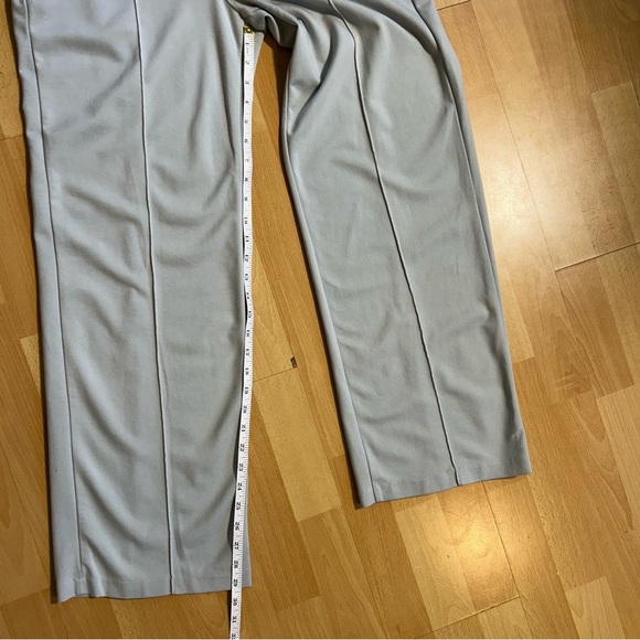 Athleta Eastbound Wide Leg Pant Grey Zip Pockets Athleisure Cozy Fall - Picture 10 of 10